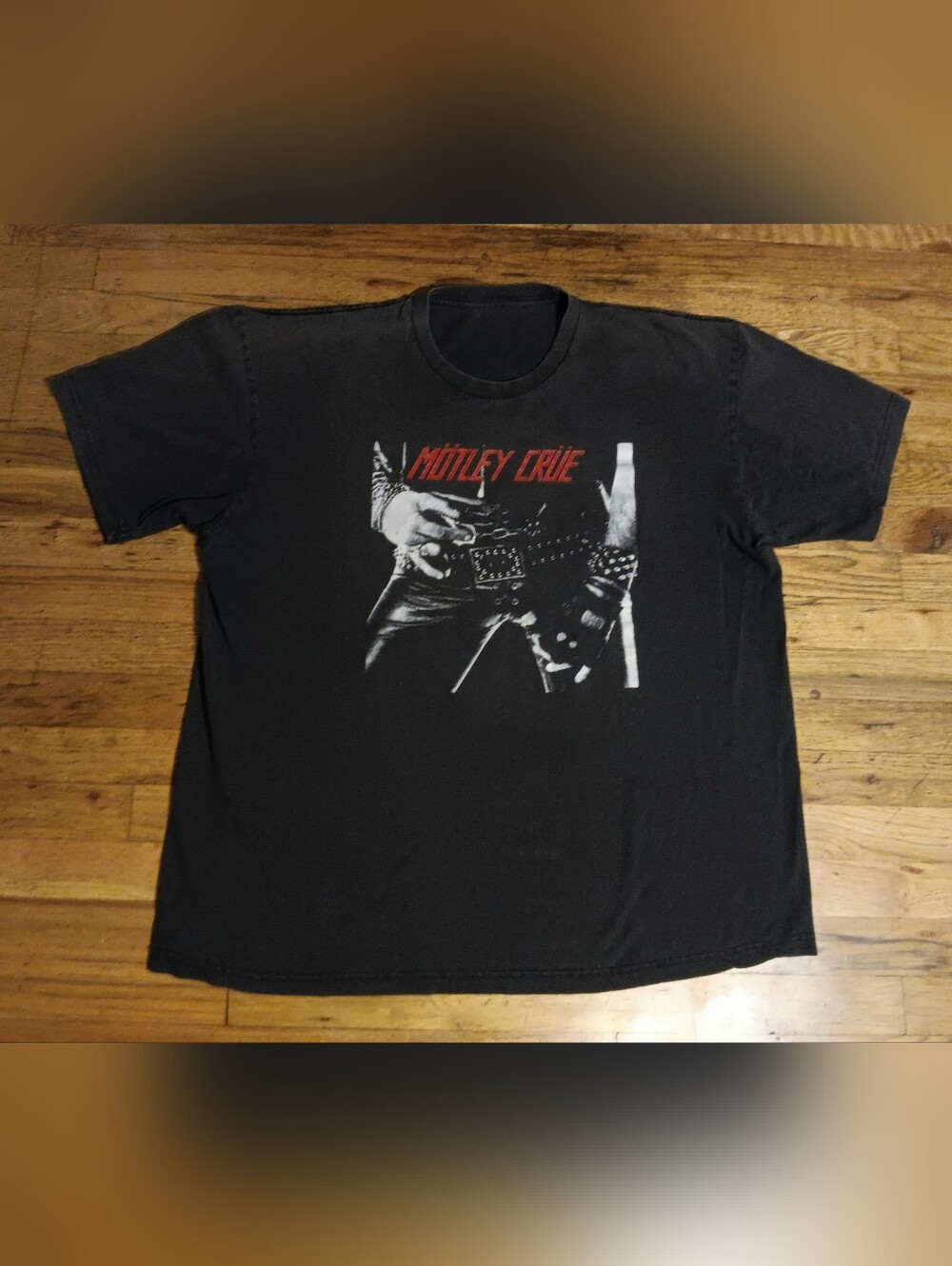 vintage Motley Crue t-shirt KISS Ratt iron maiden ozzy poison concert